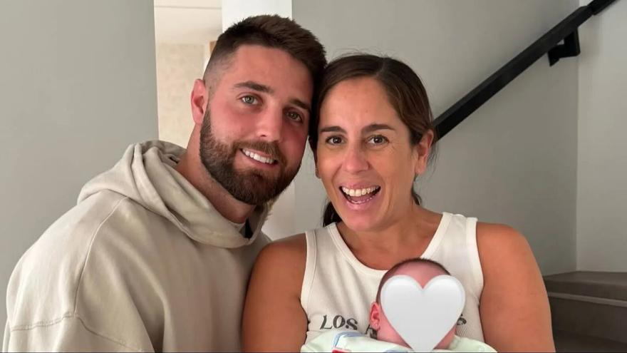 Los famosos, al lado de Anabel Pantoja tras anunciar una macrodemanda: «No por ser personaje público se puede machacar a una persona»