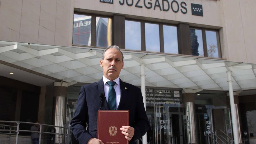 El decano de la Abogacía de Madrid enmarca su denuncia por revelación de datos del novio de Ayuso en «los derechos del ciudadano»