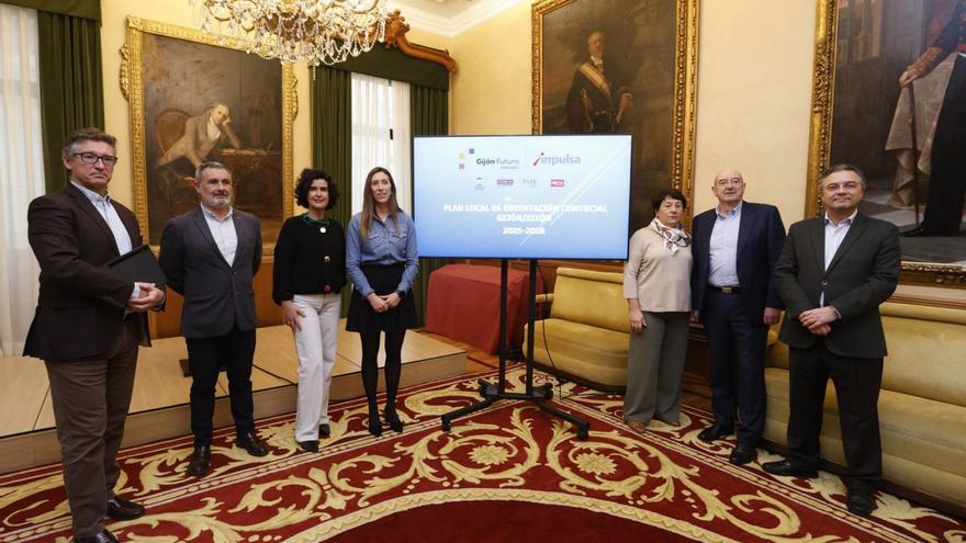Gijón quiere combatir así el cierre de comercios: un plan para garantizar relevo y sugerencias de horarios