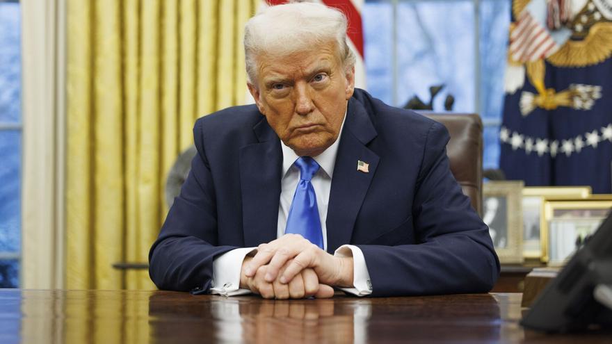 Trump veta a la agencia AP del Despacho Oval por no usar el nombre ‘Golfo de América’
