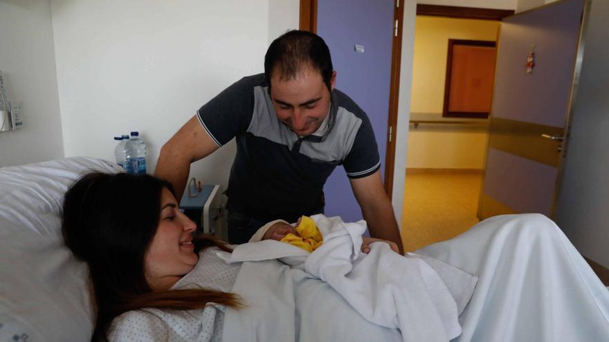 Los nacimientos repuntan en Asturias, pero las muertes se disparan