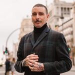 Kiko Amat: «No hay nada más caricaturesco y absurdo que la virilidad exagerada de alguien de ultraderecha»