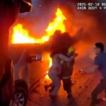 Impresionante rescate a una mujer que se encontraba dentro de un coche en llamas