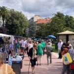 Este será el domingo del doble mercado en Grado: a los puestos tradicionales se sumará una feria de “stock”