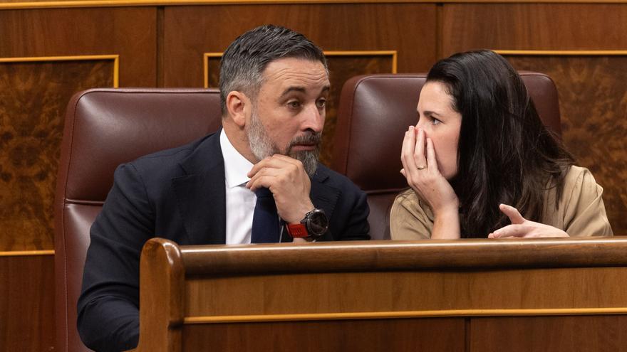 Abascal exige a los presidentes del PP «un gesto expreso» contra la inmigración y las políticas verdes
