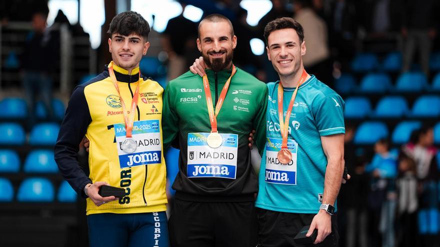 Exhibición de Iñaki Cañal: el asturiano vuela en el campeonato de España de 400 metros en pista cubierta y ya apunta al Europeo