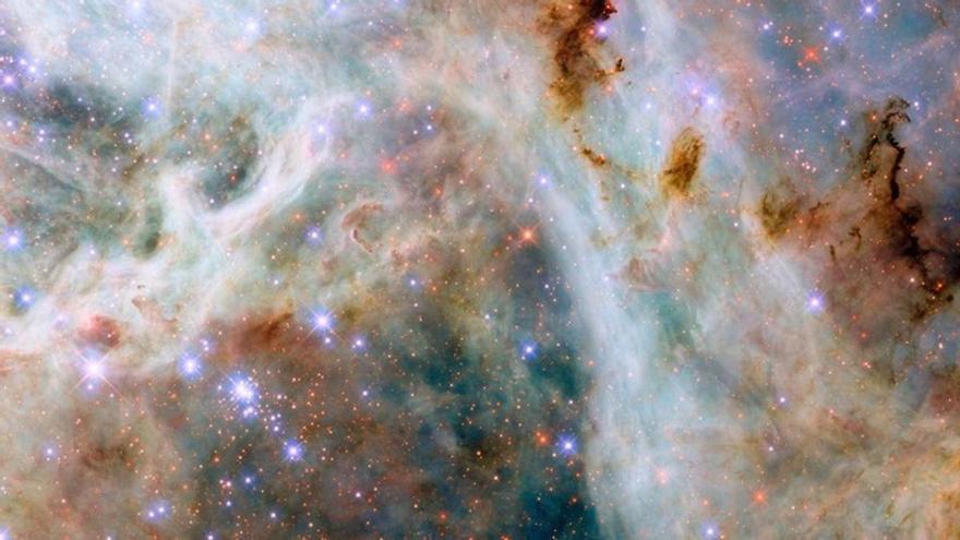 Hubble capta un paisaje de nubes cósmicas