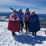 Las cholitas escaladoras, montaña a montaña: descubre que pico de las Cuencas han coronado