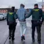 Molían a golpes a ancianos o les rajaban con grandes cuchillos: así cayó una banda de peligrosos asaltantes en Asturias