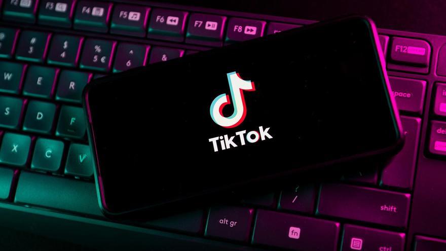 Moderadores de Tiktok, al límite: «Vemos violaciones, porno infantil, asesinatos… te entra en la cabeza y no se va»