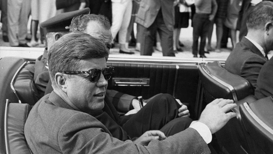 Desclasificación de documentos sobre el asesinato de Kennedy: la teoría de la conspiración sigue sin sustentarse