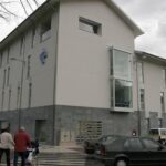 La rotura accidental de una tubería por una obra afectará durante dos días a la presión del agua en las casas de La Felguera y Riaño