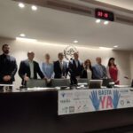«¡Dejadnos trabajar!», el grito de protesta de los veterinarios por la normativa que regula los antibóticos para mascotas