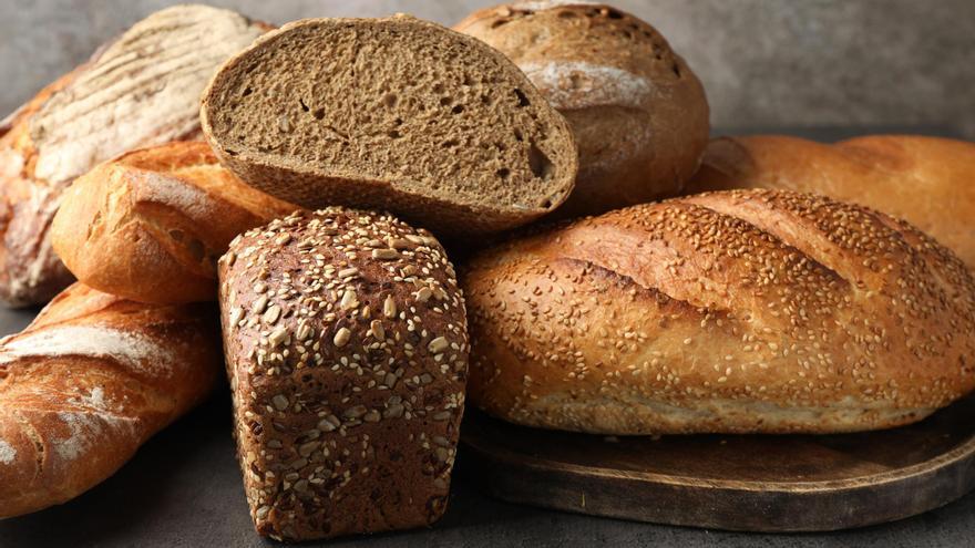 Soy panadero y te desvelo el secreto para que el pan de varios días sepa como el recién horneado: «Calentito y crujiente»