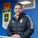 Javi Calleja, en el alambre: dos técnicos con pasado en el Oviedo, candidatos al banquillo