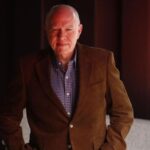 Jorge Fernández, premiado con el «Asturiano del mes» por su relato íntimo de la emigración asturiana