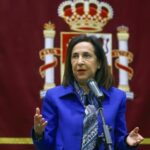 Robles recibe al eurocomisario de Defensa: tres claves que enmarcan la reunión