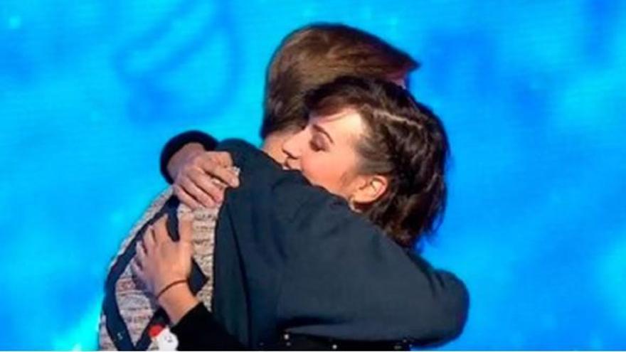 Momento para la historia en Pasapalabra: Rosa canta «Me enamora» y Manu se emociona