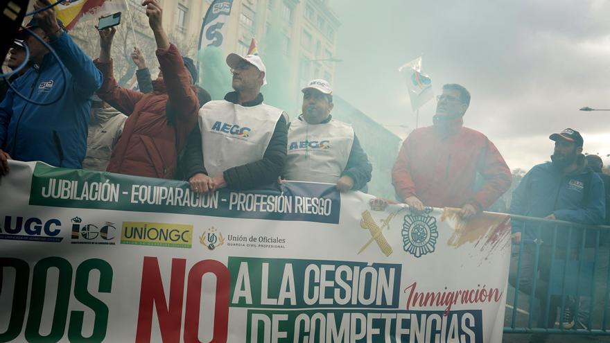 Los sindicatos policiales protestan contra la cesión en fronteras: «Pone en riesgo el control de entrada de terroristas»