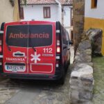 Una respuesta a una demanda histórica: Las ambulancias ya pueden atravesar esta céntrica calle de Lastres
