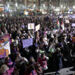 Cortes de tráfico, restricciones de aparcamiento y desvíos, el sábado en Gijón, con motivo de la masiva manifestación del 8M