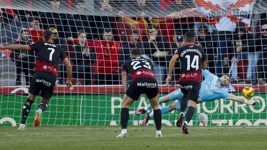 Resumen, goles y highlights del Mallorca 2-1 Espanyol de la jornada 28 de LaLiga EA Sports