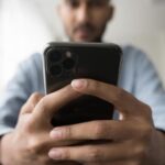 Condenado un empresario a readmitir a una empleada a la que llamó «vendedora de basura» por el grupo de whatsapp antes de despedirla