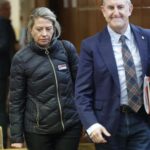 La justicia contra los asesores en Moncloa: imputa a colaboradores de la mujer y el hermano de Sánchez y cerca a la mano derecha de Óscar López