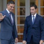 El Gobierno “estudiará” extender a Euskadi las competencias en inmigración pactadas con Junts