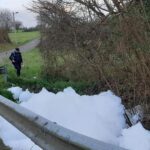 Alerta en Ables (Llanera) por un vertido de origen desconocido el el arroyo Tarabica