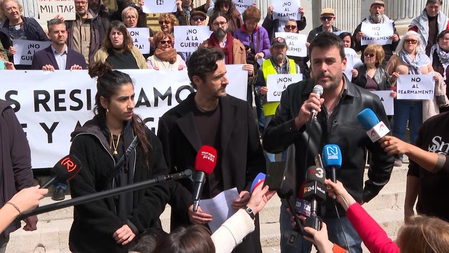 Carolina Yuste y Juan Diego Botto, contra el rearme en Europa: «No queremos la paz de los cementerios»