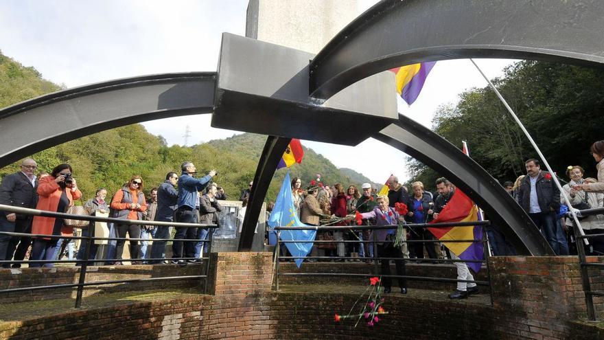 Las 16 fosas comunes de Mieres, a la espera de ser investigadas y declaradas «lugares de memoria»