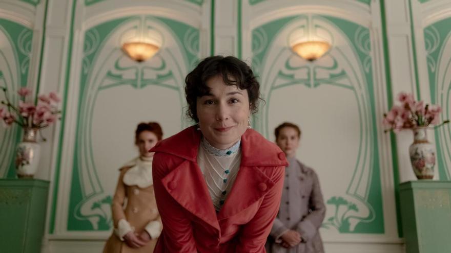 ‘Manual para señoritas’, el nuevo ‘Bridgerton’ español y «macarra» de Netflix
