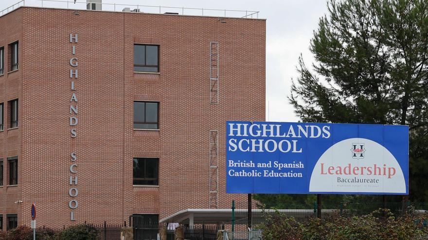 Dimite el director del colegio de La Moraleja donde cinco alumnas han denunciado a un cura por agresiones sexuales