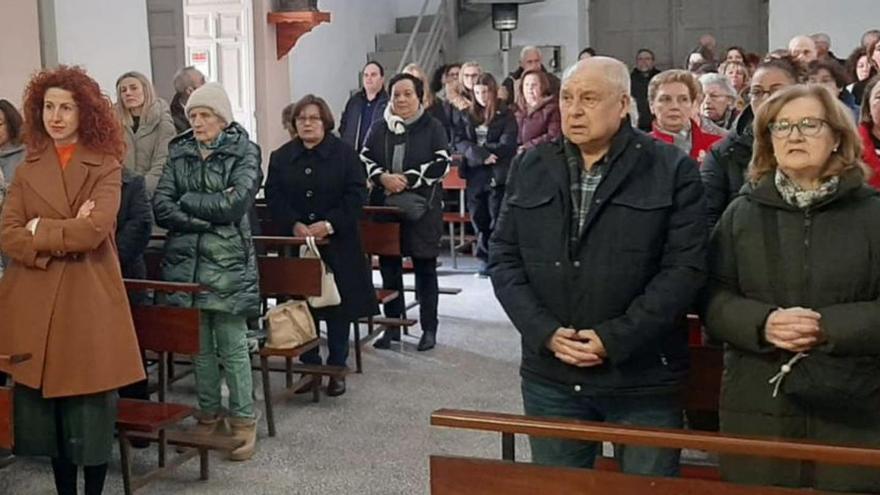 Muñó y La Collada honran a Manuel Suárez Peñalosa, el cura «cariñoso» que «dejó huella»