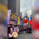 Así suena ‘Asturias, Patria Querida’ en Times Square
