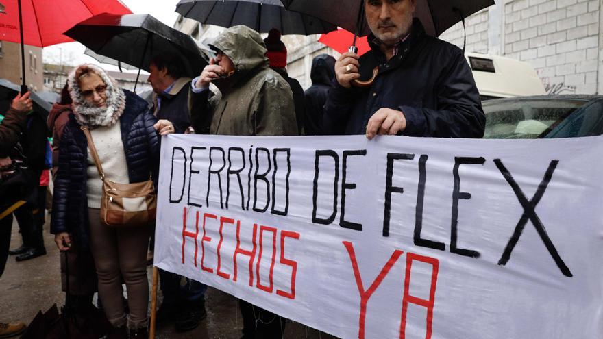 La Calzada amenaza con reactivar las protestas si no hay avances en el derribo de la nave de Flex