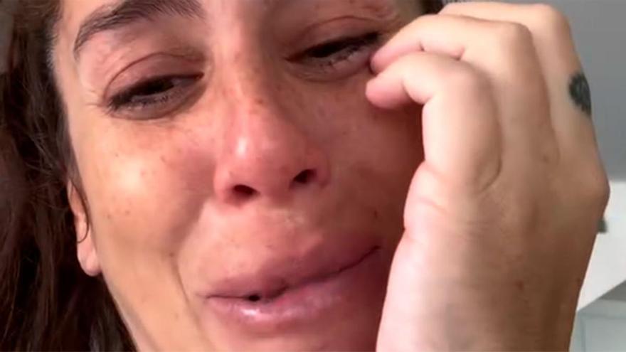 Con lágrimas en los ojos Anabel Pantoja vive su separación y mudanza: «Tras cuatro meses me separo»