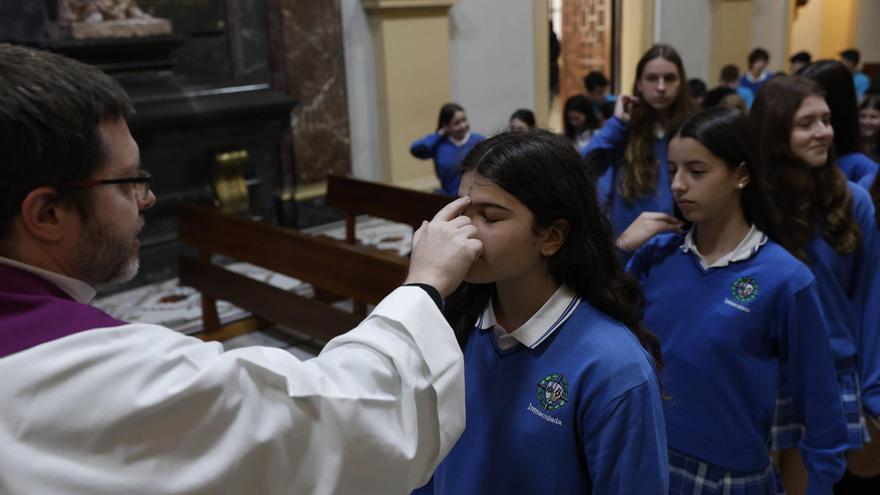 Así celebraron los colegios de Gijón el Miércoles de Ceniza (en imágenes)