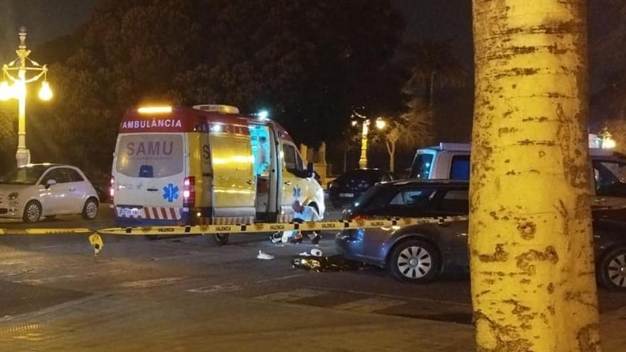 Muere un menor de 17 años al ser arrollado su patinete en Valencia
