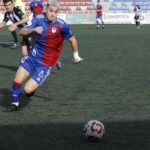 Un gol de Omar Álvarez mete al Langreo en play-off: crónica y puntuaciones de la gran victoria en Ganzábal (1-0)