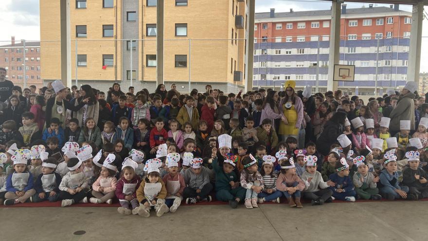 Romería en el colegio Poeta Ángel González para cerrar las Jornadas Culturales
