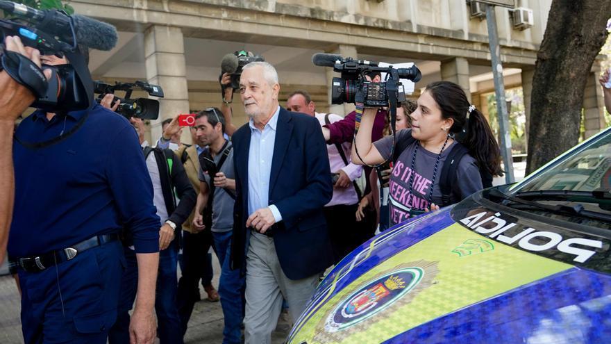La Audiencia de Sevilla cuestiona si el Constitucional se ha «extralimitado» en el caso de los ERE