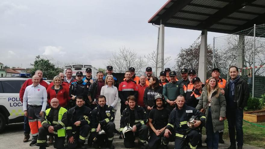 Espectacular simulacro de emergencia en el colegio Peña Tú de Llanes