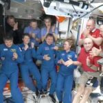 Los astronautas ‘atrapados’ en la Estación Espacial desde hace nueve meses regresarán a la Tierra este martes