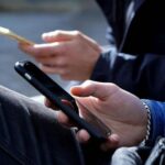Alerta en Reino Unido por el aumento de grupos de adolescentes que chantajean a menores en internet