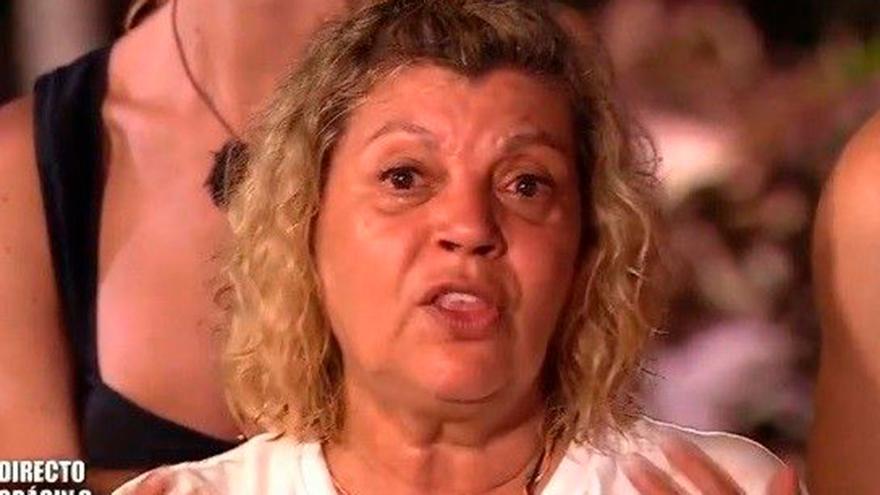 Terelu Campos se va de Supervivientes, pero antes lanza un duro comunicado y habla de su hija y Carlo Costanzia: «recibo el palo de mi vida»