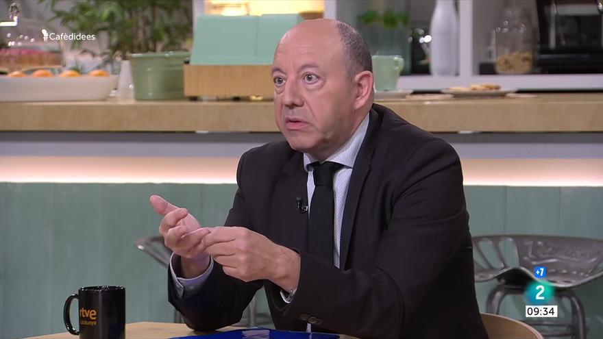 El mal augurio de Gonzalo Bernardos sobre uno de los principales quebraderos de cabeza de los españoles: «Ya ha tirado la toalla»