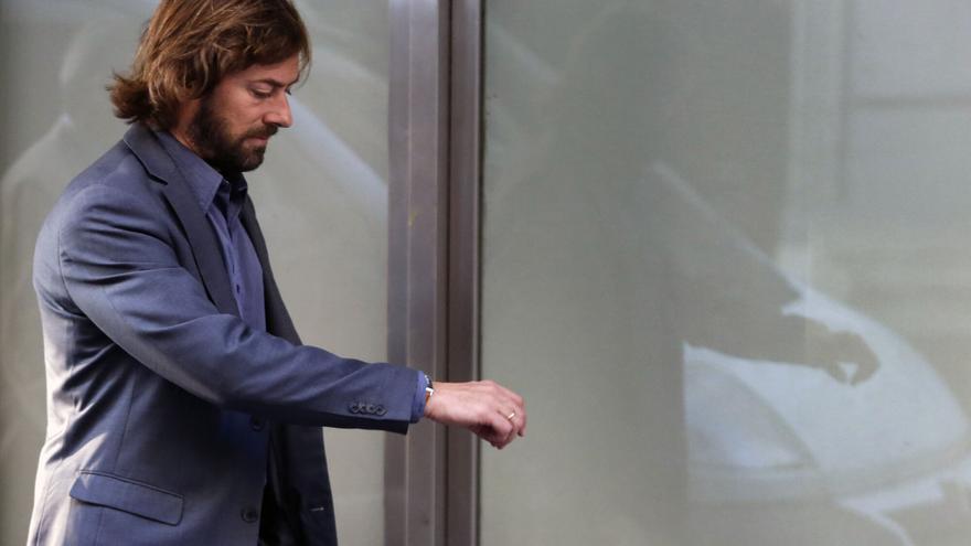 Portazo del juez del caso hidrocarburos al PSOE: ordena que presente su escrito de queja a través de Hazte Oír