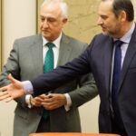 Una jueza condena a Alvise Pérez a indemnizar con 60.000 euros a Ábalos por publicar fotos de su intimidad personal